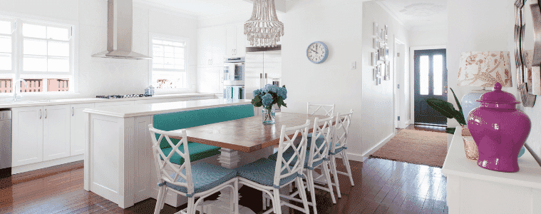 Light classic Hamptons style kitchen