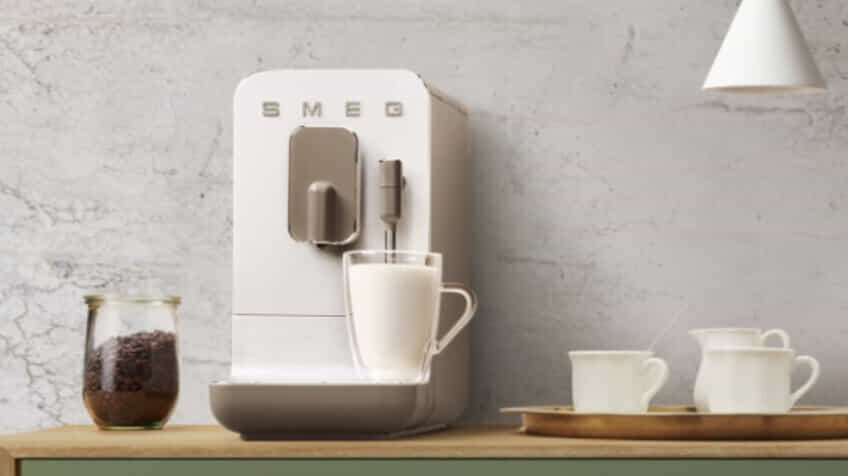 Smeg Coffee Machines & Accessories