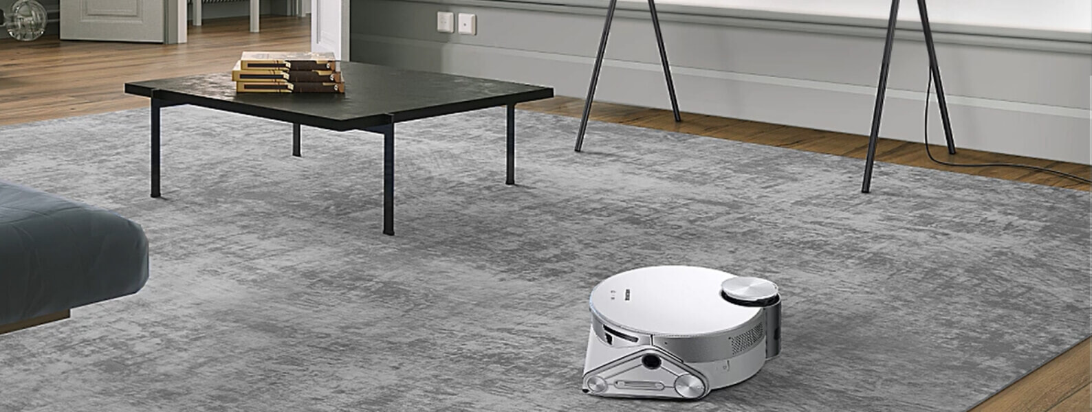 Samsung Bespoke Jet Bot vacuuming carpet and floors.  | The Good Guys