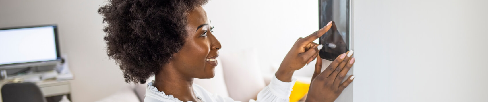 EASY WAYS TO TIGHTEN YOUR HOME SECURITY