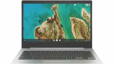 Front on shot of a Chromebook.