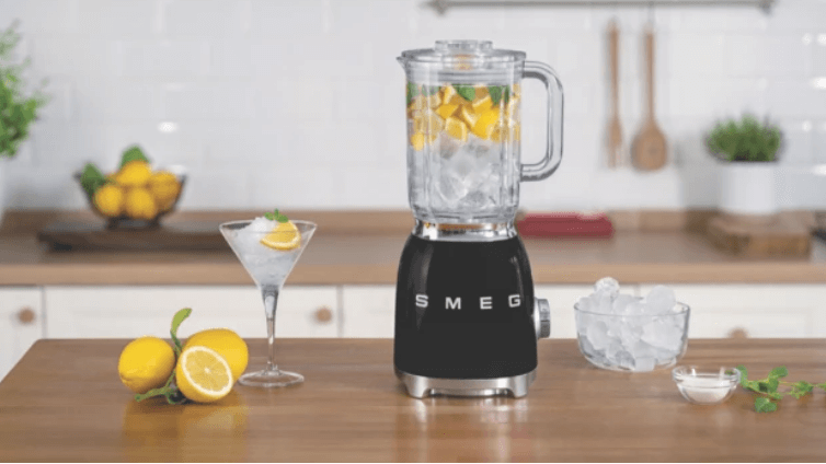 Smeg blender in a modern kitchen