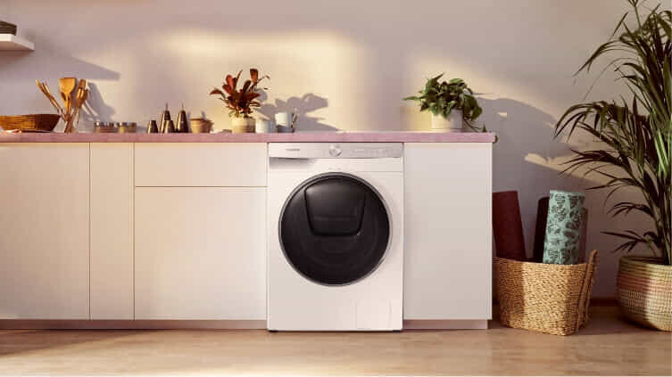 Style Samsung Washing Machine in white laundry.