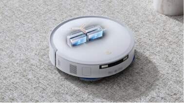 DEEBOT T50 MAX PRO OMNI vacuuming carpet