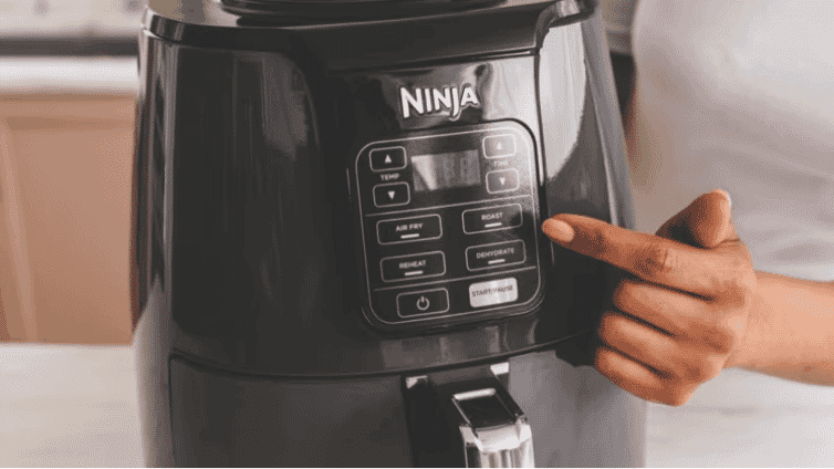 Close-up image of the Ninja 3.8 Litre Airfryer