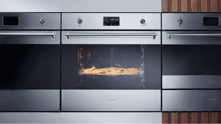 Smeg oven that can air fry too.