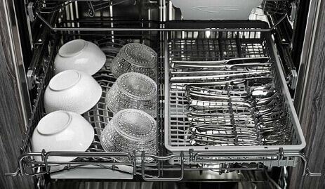 The eleven spray zones in Asko dishwashers ensure excellent cleaning results every time. Shop now at The Good Guys.