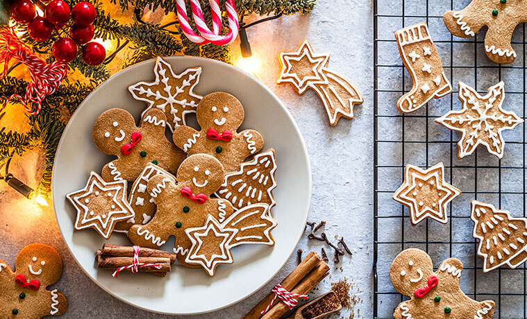 Gingerbread Men On Baking Sheet High-Res Stock Photo - Getty Images