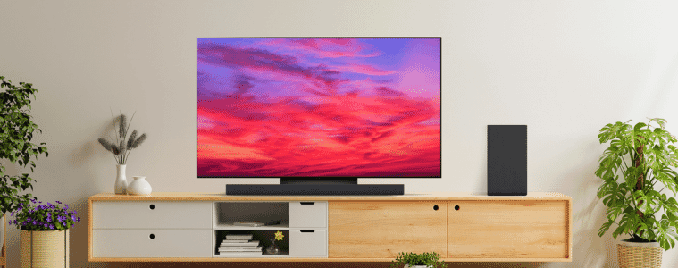 Lifestyle image of G 65" OLED 4K EVO C4 Smart TV 24 in a living room.