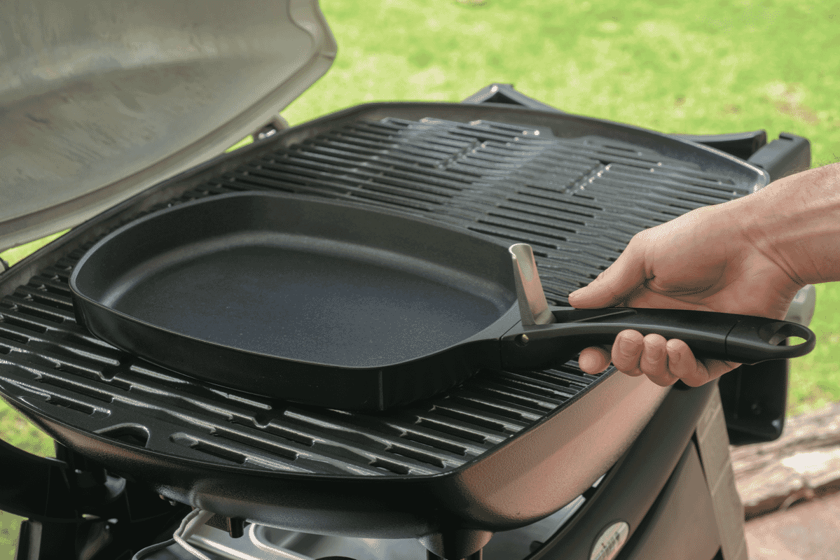 er 991155 Q Ware Large Fry Pan at The Good Guys