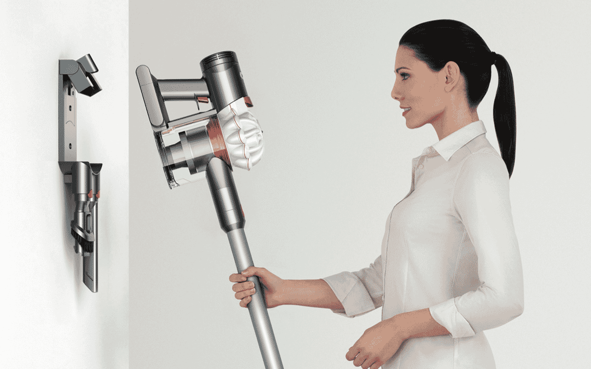 Dyson 248407-01 V7 Cordless Vacuum at 