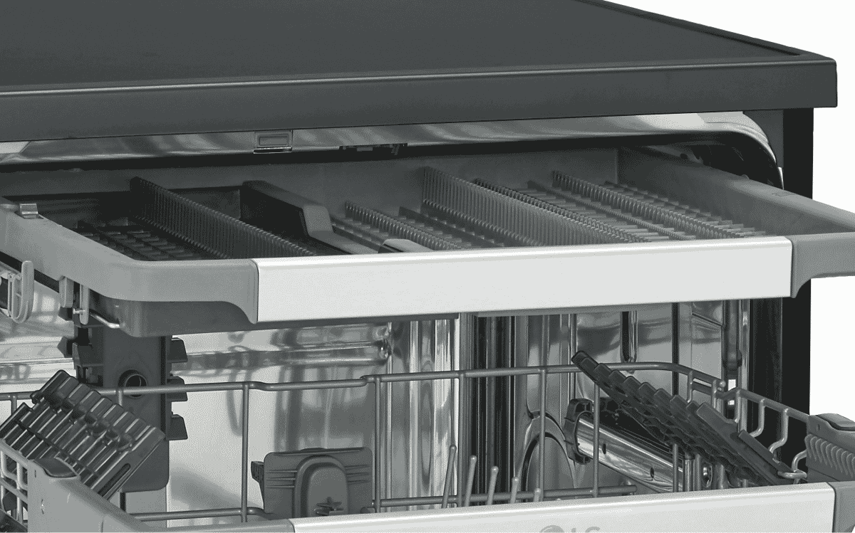 LG XD3A25MB QuadWash Matte Black TrueSteam Dishwasher at The Good Guys