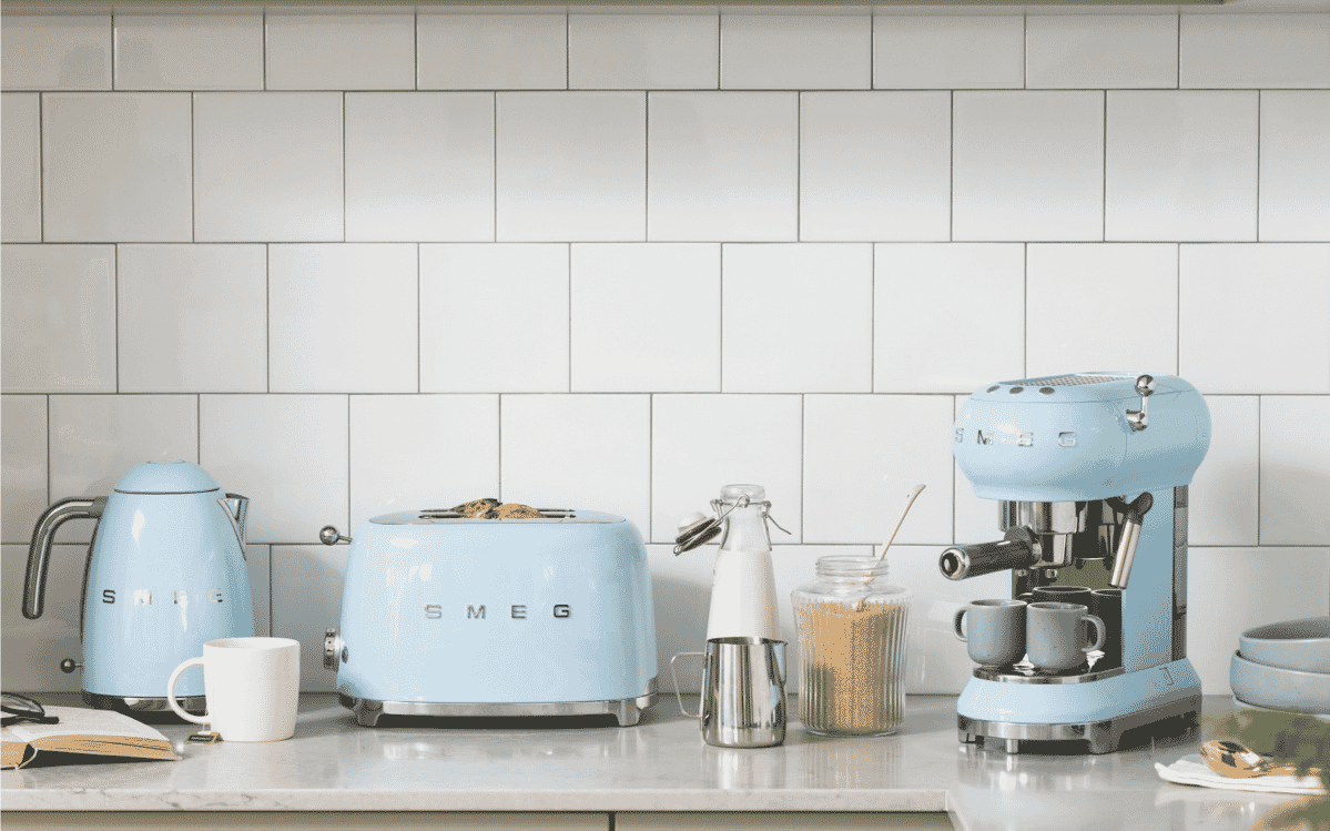 pastel blue smeg kettle