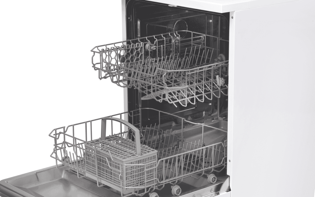 Solt GGSDW6012W 60cm Freestanding Dishwasher White at The Good Guys