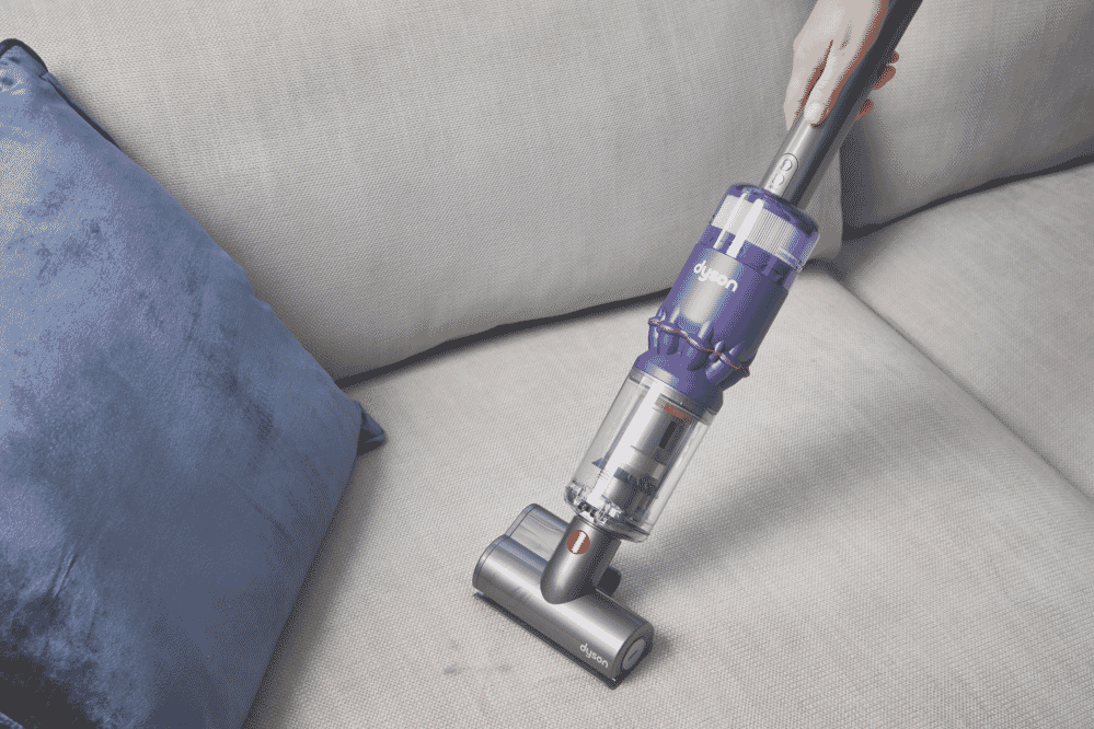 green and white vacuum